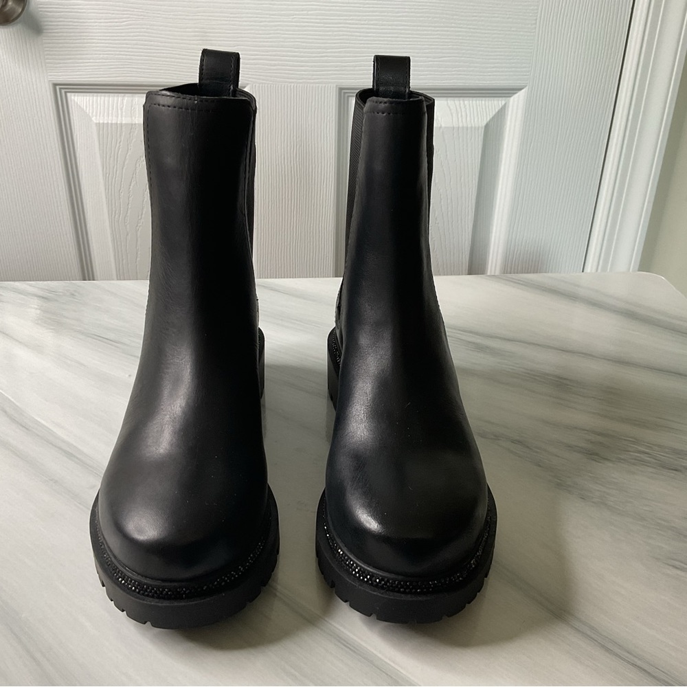 DKNY BLACK ankle boots